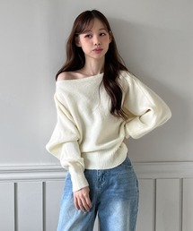 オフショルダー」に該当するトップス（ホワイト/白色系）ファッション