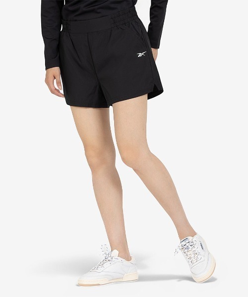 Reebok(リーボック)の「ストレッチ ショーツ / CORE 4 WAY POCKETED STRETCH SHORT(その他パンツ・レディース・パープル/ブラック・X-SMALL/SMALL/MEDIUM)」の2枚目の写真