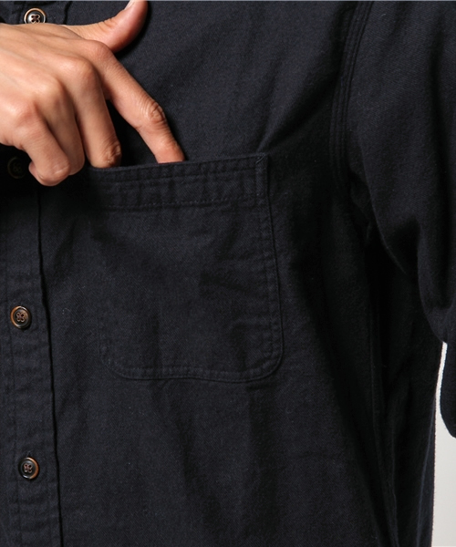 AMERICAN RAG CIE（アメリカンラグシー）の「ALEX MILL(アレックス ミル) 長袖シャツ（シャツ/ブラウス・メンズ・ブラック・M/S）」の6枚目の写真