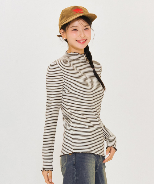 CHASECULT(チェイスカルト)の「レディースストライプフリルハーフネックTシャツ-アイボリー(Tシャツ/カットソー・レディース・アイボリー・90/85/95)」の1枚目の写真