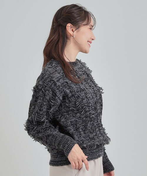 SHOO・LA・RUE(シューラルー)の「【S-LL】大人も着やすいシックなカラー 主役級フリンジニット(ニット/セーター・レディース・アイボリー/ブラック系4/ダークブラウン系4・01/02/03/04)」の16枚目の写真