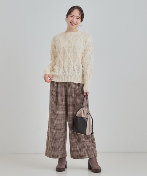 SHOO・LA・RUE(シューラルー)の「【S-LL】大人も着やすいシックなカラー 主役級フリンジニット(ニット/セーター・レディース・アイボリー/ブラック系4/ダークブラウン系4・01/02/03/04)」の21枚目の写真