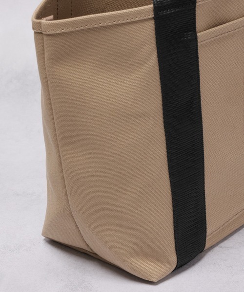 WALK IN CLOSET(ウォークインクローゼット)の「【 SABLE CLUTCH】BIG TAG CANVAS TOTE (M) - 富士金梅(帆布/キャンバストートバッグ)(ショルダーバッグ・メンズ・ベージュ系その他3/ベージュ系その他/ベージュ系その他2/ベージュ系その他4・ONE SIZE)」の7枚目の写真