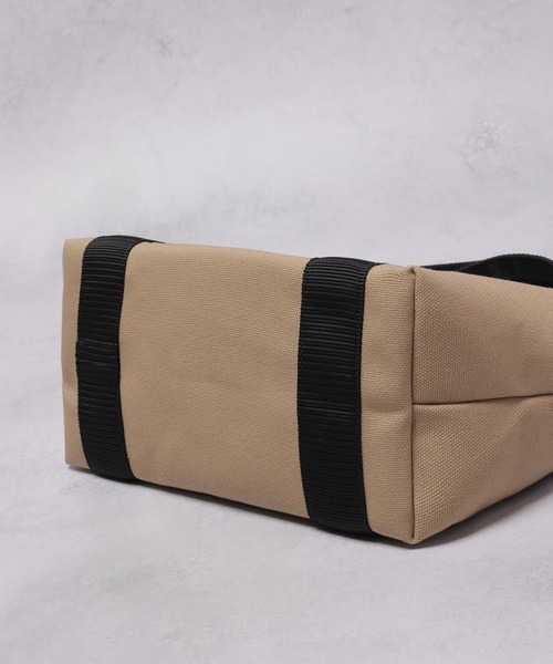 WALK IN CLOSET(ウォークインクローゼット)の「【 SABLE CLUTCH】BIG TAG CANVAS TOTE (M) - 富士金梅(帆布/キャンバストートバッグ)(ショルダーバッグ・メンズ・ベージュ系その他3/ベージュ系その他/ベージュ系その他2/ベージュ系その他4・ONE SIZE)」の9枚目の写真