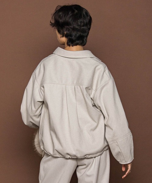 MAYSON GREY（メイソングレイ）の「【楽・美・軽】スキッパーブラウス≪手洗い可能≫（シャツ/ブラウス・レディース・オフホワイト/ブラウン/グレー系その他・M）」の7枚目の写真