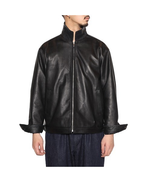 CALEE（キャリー）の「LEATHER SWINGTOP ＜WITH PYTHON LEATHER