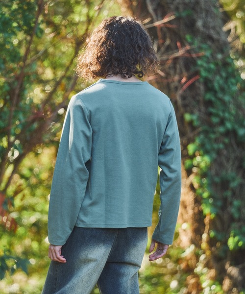 CASPER JOHN(キャスパージョン)の「Smooth U neck cut sew/スムースUネックカットソー(Tシャツ/カットソー・メンズ・ホワイト/ブラック/グレー/ライトグリーン/ブルー/レッド・X-SMALL/SMALL/MEDIUM/LARGE)」の11枚目の写真