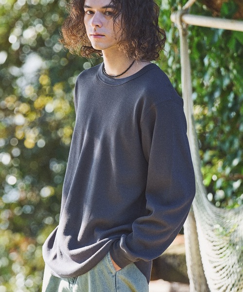 CASPER JOHN(キャスパージョン)の「Smooth U neck cut sew/スムースUネックカットソー(Tシャツ/カットソー・メンズ・ホワイト/ブラック/グレー/ライトグリーン/ブルー/レッド・X-SMALL/SMALL/MEDIUM/LARGE)」の18枚目の写真