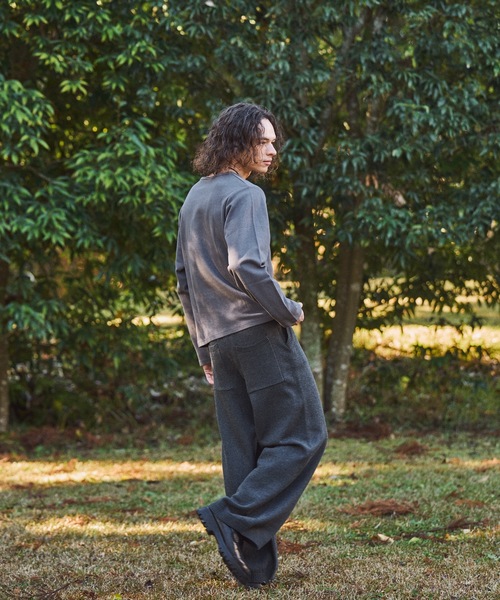 CASPER JOHN(キャスパージョン)の「Smooth U neck cut sew/スムースUネックカットソー(Tシャツ/カットソー・メンズ・ホワイト/ブラック/グレー/ライトグリーン/ブルー/レッド・X-SMALL/SMALL/MEDIUM/LARGE)」の22枚目の写真