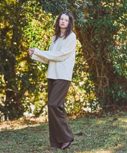 CASPER JOHN(キャスパージョン)の「Smooth U neck cut sew/スムースUネックカットソー(Tシャツ/カットソー・メンズ・ホワイト/ブラック/グレー/ライトグリーン/ブルー/レッド・X-SMALL/SMALL/MEDIUM/LARGE)」の9枚目の写真