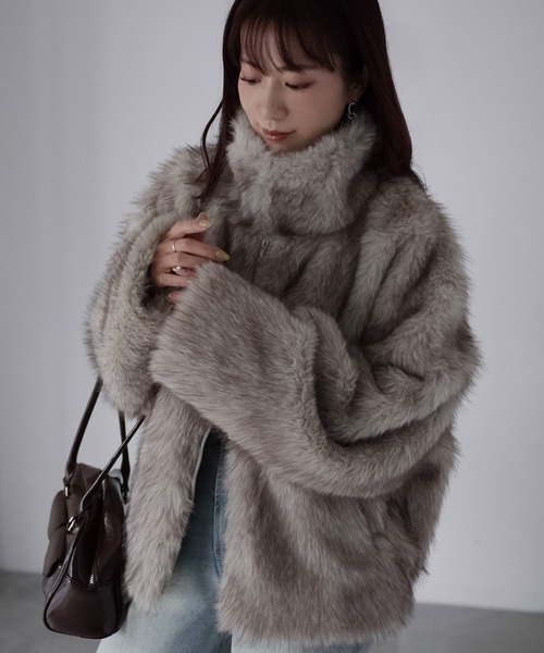 Riberry(リベリー)の「ダブルジップフェイクファーブルゾン(ブルゾン・レディース・ベージュ/ブラウン/ベージュ系/ブラック/ブラウン系/グレー・FREE)」の6枚目の写真