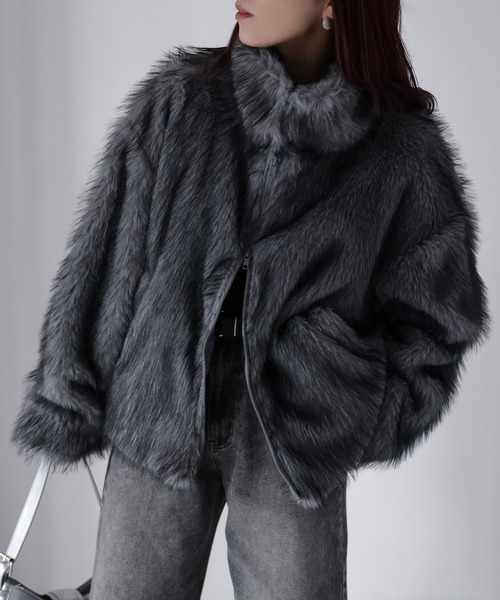 Riberry(リベリー)の「ダブルジップフェイクファーブルゾン(ブルゾン・レディース・ベージュ/ブラウン/ベージュ系/ブラック/ブラウン系/グレー・FREE)」の10枚目の写真