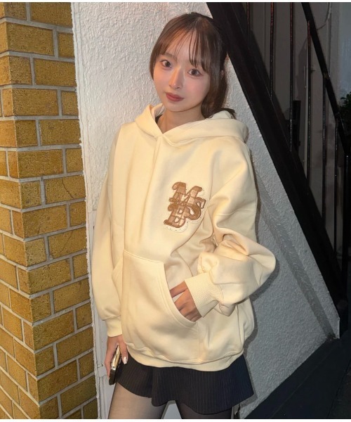 My sugar Babe（マイシュガーベイブ）の「line stone applique hoodie（パーカー・メンズ・オフホワイト/グレー/ピンク系/ダークブラウン/ネイビー系・MEDIUM/LARGE）」の10枚目の写真