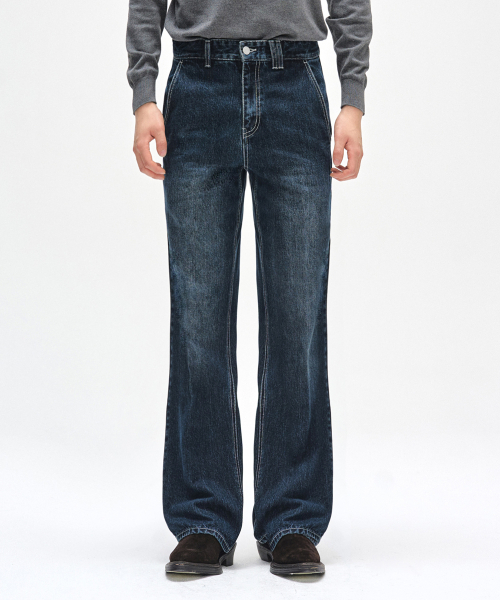 DECET(デケト)の「Dawn Semi Flared Jeans DCPT044DBlue(デニムパンツ・レディース・その他・26/28/30/32/34)」の4枚目の写真