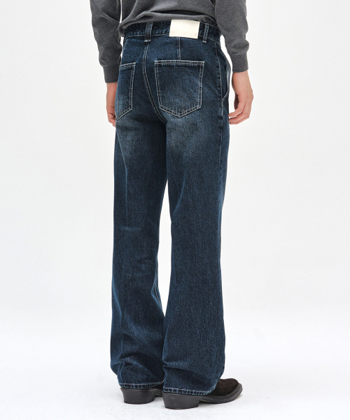DECET(デケト)の「Dawn Semi Flared Jeans DCPT044DBlue(デニムパンツ・レディース・その他・26/28/30/32/34)」の7枚目の写真