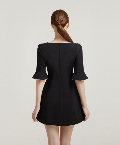 AGNEL(アグネル)の「ブラックスノードレス(ワンピース・レディース・その他・SMALL/MEDIUM)」の3枚目の写真