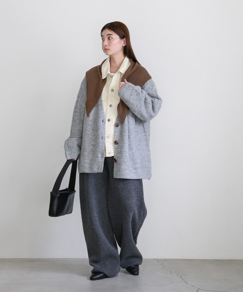 select MOCA(セレクトモカ)の「ソフトタッチニットバブーシュカ(ネックウォーマー/スヌード・レディース・グレー/ブラック/ブラウン・FREE)」の5枚目の写真