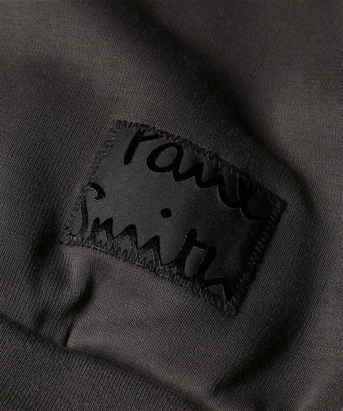 Paul Smith(ポールスミス)の「"Cropped Logo" ダンボールニット パーカ / 163512 072YET(パーカー・メンズ・ブラック/ライトベージュ/ダークグレー・MEDIUM/XX-LARGE/X-LARGE/LARGE)」の7枚目の写真