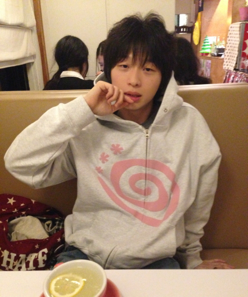 AMOU（アモウ）の「Molly Hoodie Zip-Up WHITE MELANGE（パーカー・レディース・その他・1/2）」の2枚目の写真