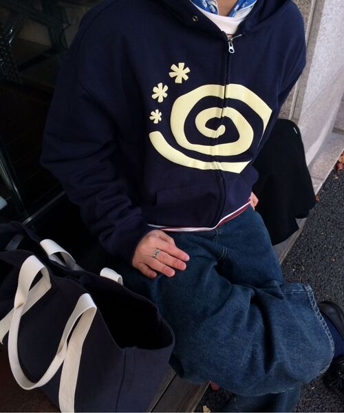 AMOU（アモウ）の「Molly Hoodie Zip-Up WHITE MELANGE（パーカー・レディース・その他・1/2）」の11枚目の写真