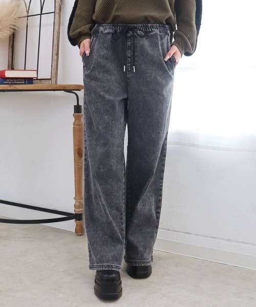 CECIL McBEE(セシルマクビー)の「裏起毛デニムワイドイージーパンツ(デニムパンツ・レディース・ブラック/ライトブルー・MEDIUM/LARGE)」の13枚目の写真