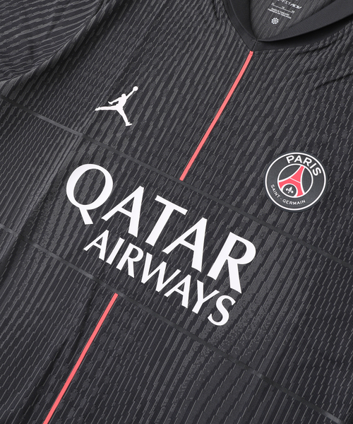 AIR JORDAN（エアジョーダン）の「【NIKE / ナイキ】PSG M NK DFADV JSY SS MATCH SE HQ4208- 045（Tシャツ/カットソー・メンズ・ブラック・LARGE/MEDIUM/SMALL/XX-LARGE/X-LARGE）」の5枚目の写真