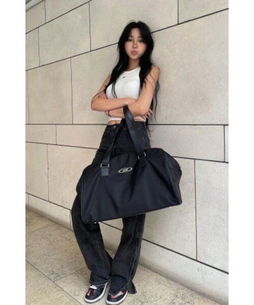 BORN TO WIN（ボーントゥウィン）の「B PENDANT RIBBED SEMI CROP SLEEVELESS [WHITE]（Tシャツ/カットソー・レディース・その他・1/2）」の4枚目の写真