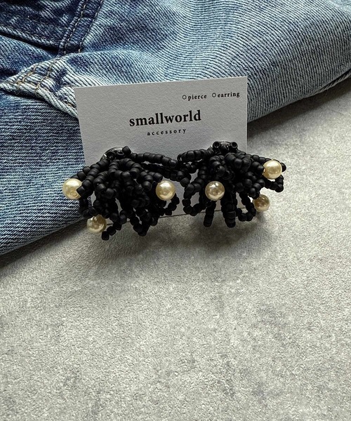 CERCA(チェルカ)の「Smallworld/《bon mini》ビーズパール ミニピアス(ピアス(両耳用)・レディース・ベージュ/ブラック・FREE)」の3枚目の写真