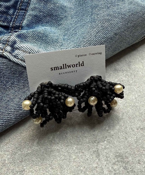 CERCA(チェルカ)の「Smallworld/《bon mini》ビーズパール ミニピアス(ピアス(両耳用)・レディース・ベージュ/ブラック・FREE)」の5枚目の写真