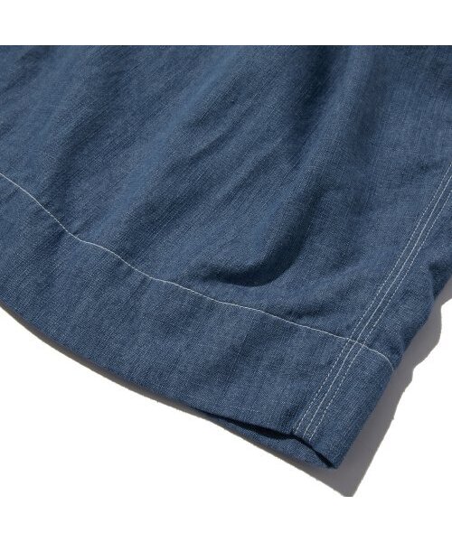 PENFIELD(ペンフィールド)の「TWO TUCK DENIM WIDE HALF PANTS BLUE_FP2WP50U(その他パンツ・レディース・ブルー・L/M/XL)」の6枚目の写真