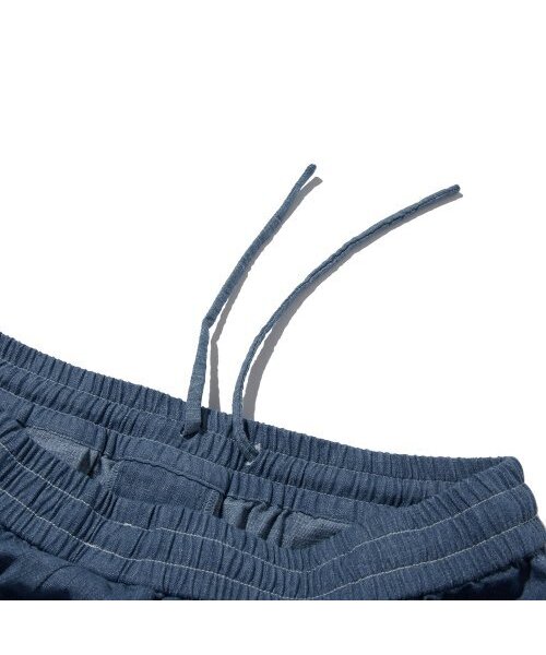 PENFIELD(ペンフィールド)の「TWO TUCK DENIM WIDE HALF PANTS BLUE_FP2WP50U(その他パンツ・レディース・ブルー・L/M/XL)」の8枚目の写真