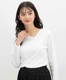 きれいめパール付Tシャツ