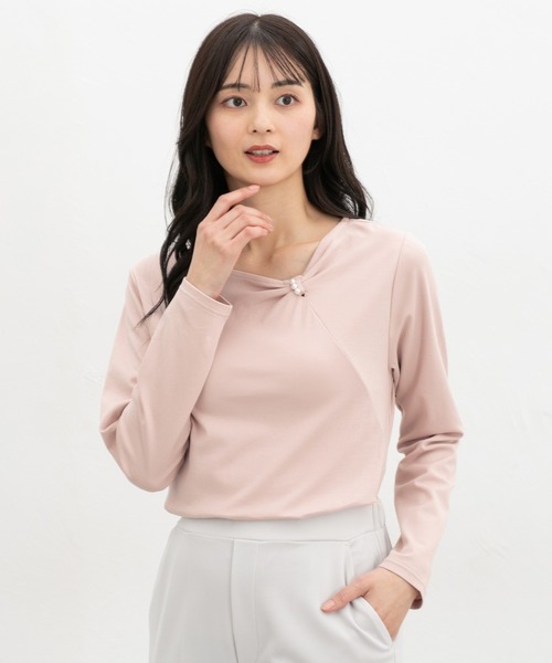 Honeys(ハニーズ)の「きれいめパール付Tシャツ(Tシャツ/カットソー・レディース・ホワイト/ピンク/ネイビー・LL/L/S/M)」の3枚目の写真