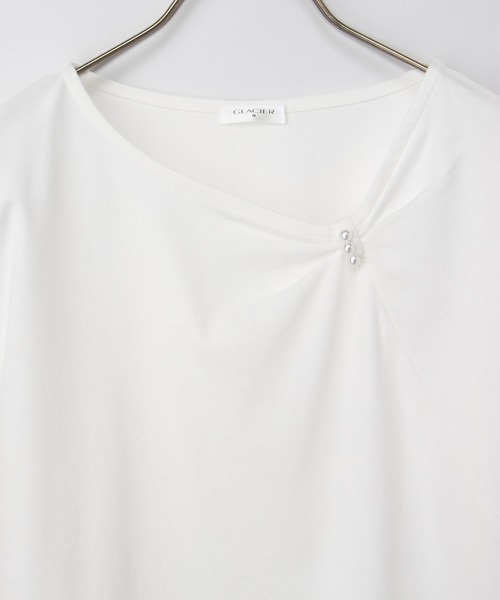 Honeys(ハニーズ)の「きれいめパール付Tシャツ(Tシャツ/カットソー・レディース・ホワイト/ピンク/ネイビー・LL/L/S/M)」の15枚目の写真