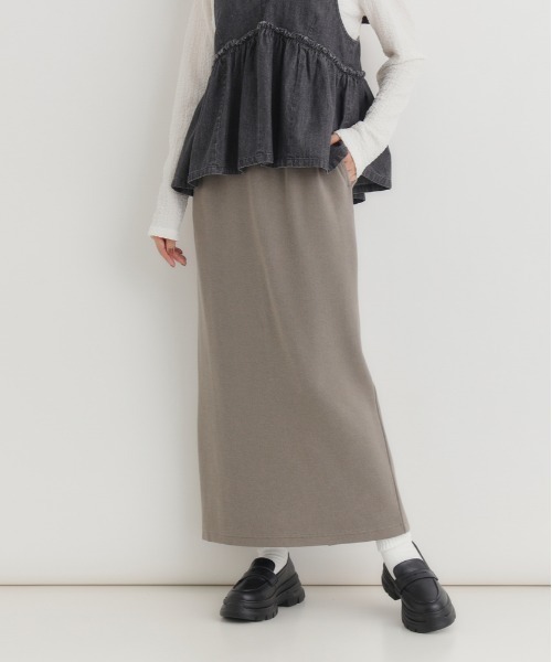 Right-on(ライトオン)の「【HONEYSUCKLE ROSE】サカリバタイトスカート (タイトシルエット / Iライン / シンプルエレガンス)(スカート・レディース・ダークグレー/ケリーグリーン/ライトイエロー/ライトブラウン・S/M/L)」の2枚目の写真