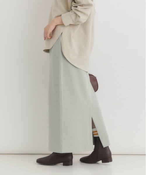 Right-on(ライトオン)の「【HONEYSUCKLE ROSE】サカリバタイトスカート (タイトシルエット / Iライン / シンプルエレガンス)(スカート・レディース・ダークグレー/ケリーグリーン/ライトイエロー/ライトブラウン・S/M/L)」の6枚目の写真