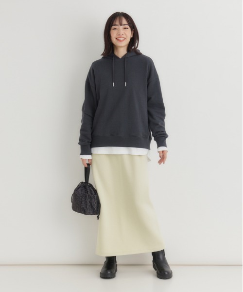 Right-on(ライトオン)の「【HONEYSUCKLE ROSE】サカリバタイトスカート (タイトシルエット / Iライン / シンプルエレガンス)(スカート・レディース・ダークグレー/ケリーグリーン/ライトイエロー/ライトブラウン・S/M/L)」の11枚目の写真