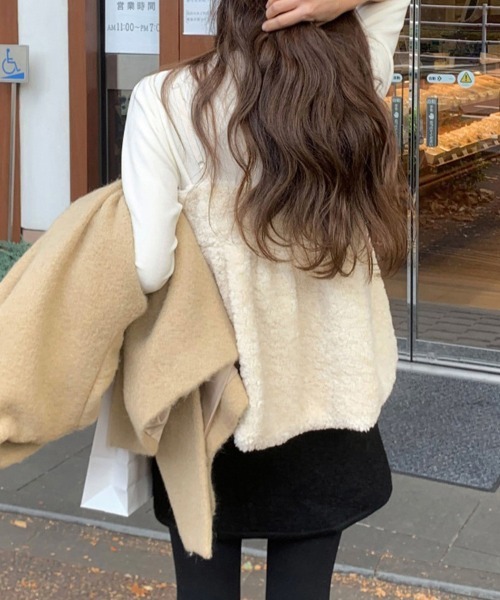 ONEP STAR(ワンピスター)の「ふわふわ素材キャミソールトップス(キャミソール・レディース・ブラック/オフホワイト・FREE)」の10枚目の写真