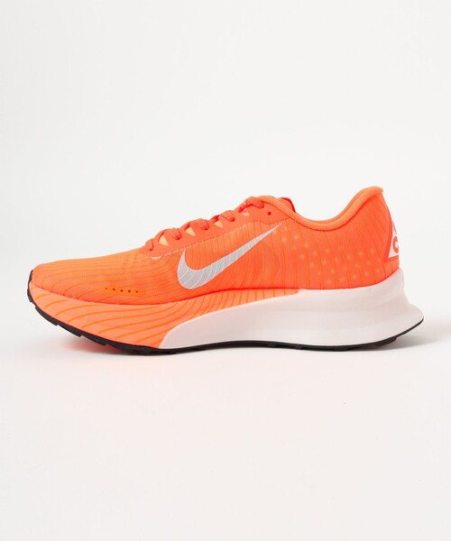 NIKE（ナイキ）の「NIKE / ACG Ultrafly Trail（スニーカー・メンズ・オレンジ・27.5cm/27.0cm/26.5cm/26.0cm）」の2枚目の写真