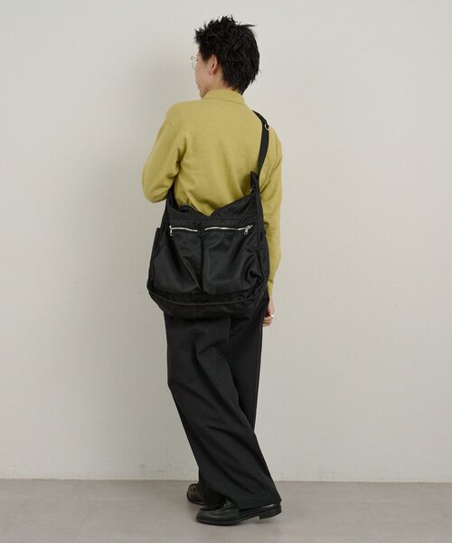 WHIMSIC（ウィムジック）の「【UNISEX】ダブルポケットスリングバッグ（ショルダーバッグ・レディース・オリーブ/ブラック・ONE SIZE）」の17枚目の写真