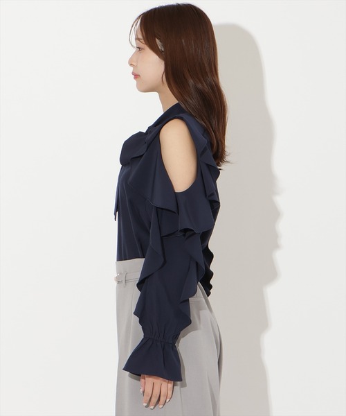 AND COUTURE(アンドクチュール)の「フリルボウタイブラウス(シャツ/ブラウス・レディース・オフホワイト/ネイビー/サックスブルー・FREE)」の19枚目の写真