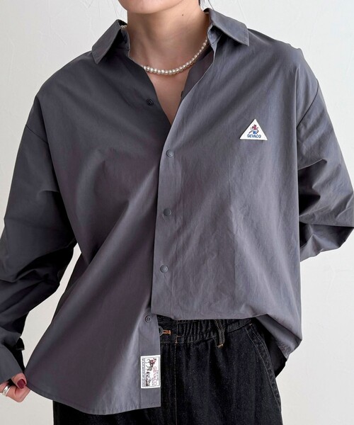 fredy emue（フレディエミュ）の「【GEVACO/ゲバコ】別注ドットボタンシャツ（シャツ/ブラウス・レディース・ベージュ/オフホワイト/チャコールグレー/ベージュ系その他・38）」の2枚目の写真