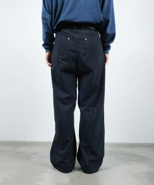 Jieda(ジエダ)の「STRIPE WIDE ONE TUCK PANTS(スラックス・メンズ・グレー/ネイビー・2/1)」の8枚目の写真