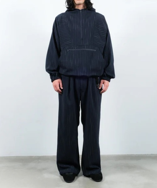 Jieda(ジエダ)の「STRIPE WIDE ONE TUCK PANTS(スラックス・メンズ・グレー/ネイビー・2/1)」の6枚目の写真