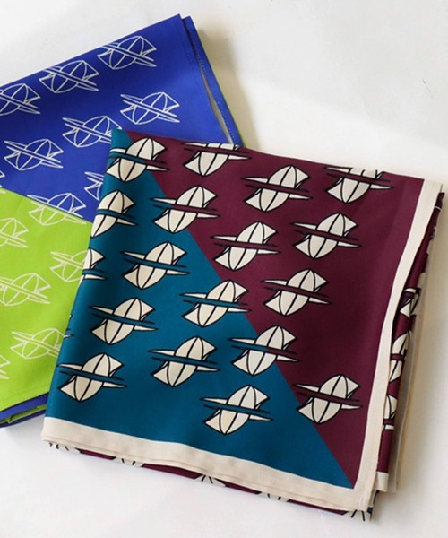 antiqua（アンティカ）の「DC　BANDANA 大判サイズ  バンダナ（ストール/ショール・レディース・レッド系その他/グリーン系その他・FREE）」の8枚目の写真