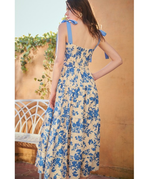 Estella.K(エステラケー)の「Sandra Floral-print long dress 2 ショルダーリボンプリントキャミドレス(ワンピース・レディース・ブラック系/ブルー系/ピンク系・FREE)」の18枚目の写真