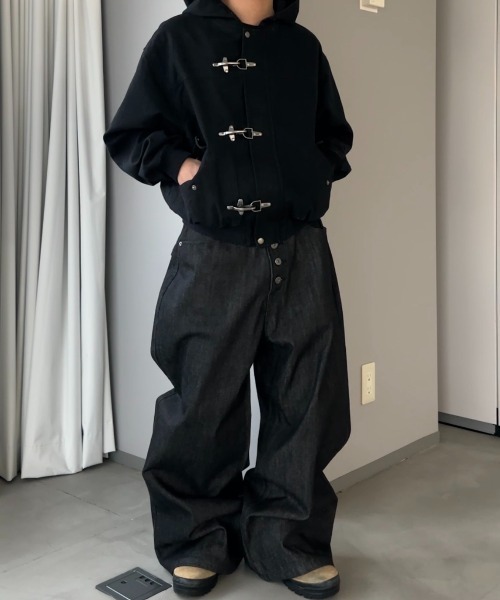 kutir（クティール）の「FIREMAN ASSORTED HOOD BLOUSON／ファイヤーマンアソートフードブルゾン（ブルゾン・メンズ・ベージュ/ブラック/インディゴブルー・SMALL/LARGE/MEDIUM）」の11枚目の写真