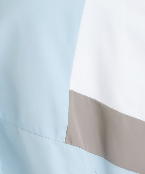 SHOO・LA・RUE（シューラルー）の「【S-LL】大人スポーティ　配色フードブルゾン（ブルゾン・レディース・ベージュ系その他7/ブルー系4/ブラック系4・04/03/02/01）」の15枚目の写真