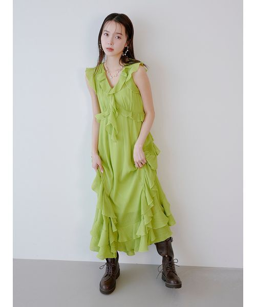LILY BROWN(リリーブラウン)の「ラッフルフリルフレアワンピース(ワンピース・レディース・ライム/ダークブラウン/ドット・0/1)」の7枚目の写真
