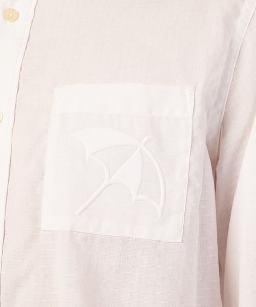 Arnold Palmer（アーノルドパーマー）の「コットンドビー シェア 長袖シャツ（シャツ/ブラウス・レディース・オフホワイト/ネイビー・S/XS/LL/L/M）」の16枚目の写真